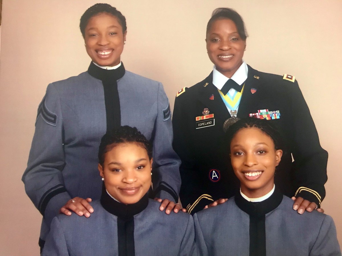 #sisterhood  Today we celebrate four amazing women! From the Integrated Personnel and Pay System-Army Facebook Page:  Today we are celebrating #BestoftheBest LTC June Copeland and her three daughters <a href="/True_June247/">June Copeland</a>, Jeilyn, and Jasmyn. #WomenVets 1/11

.