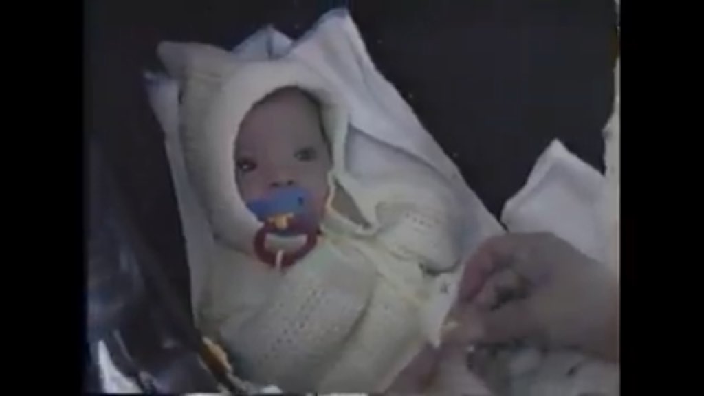 Bloomilaaa's tweet photo. It sad how those MVs which really deserve the views and likes, don’t get the recognition and appreciation it deserves. Well, we can’t please everyone. 😊Btw, I can’t stop watching the First Man MV, here are some of my fave scenes. Baby C pic is making me soft 🥺 #FirstManProject https://t.co/Bg9YjU67Hs