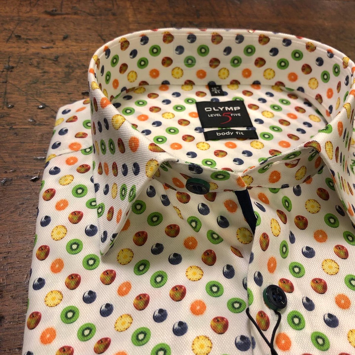 WJ Bennett Menswear (@bennettwj) on Twitter photo A fruity little number from #olymp shirts 🍏🍎🥝
#wjbennett #menswear #mensweardaily #mensfashion #menstyle #dapper #springfashion #summerstyles #olymp #shirt #shopping #shoplocal #supportsmallbusiness #rye #ryeeastsussex #sussex #kent A fruity little number from #olymp shirts 🍏🍎🥝
#wjbennett #menswear #mensweardaily #mensfashion #menstyle #dapper #springfashion #summerstyles #olymp #shirt #shopping #shoplocal #supportsmallbusiness #rye #ryeeastsussex #sussex #kent