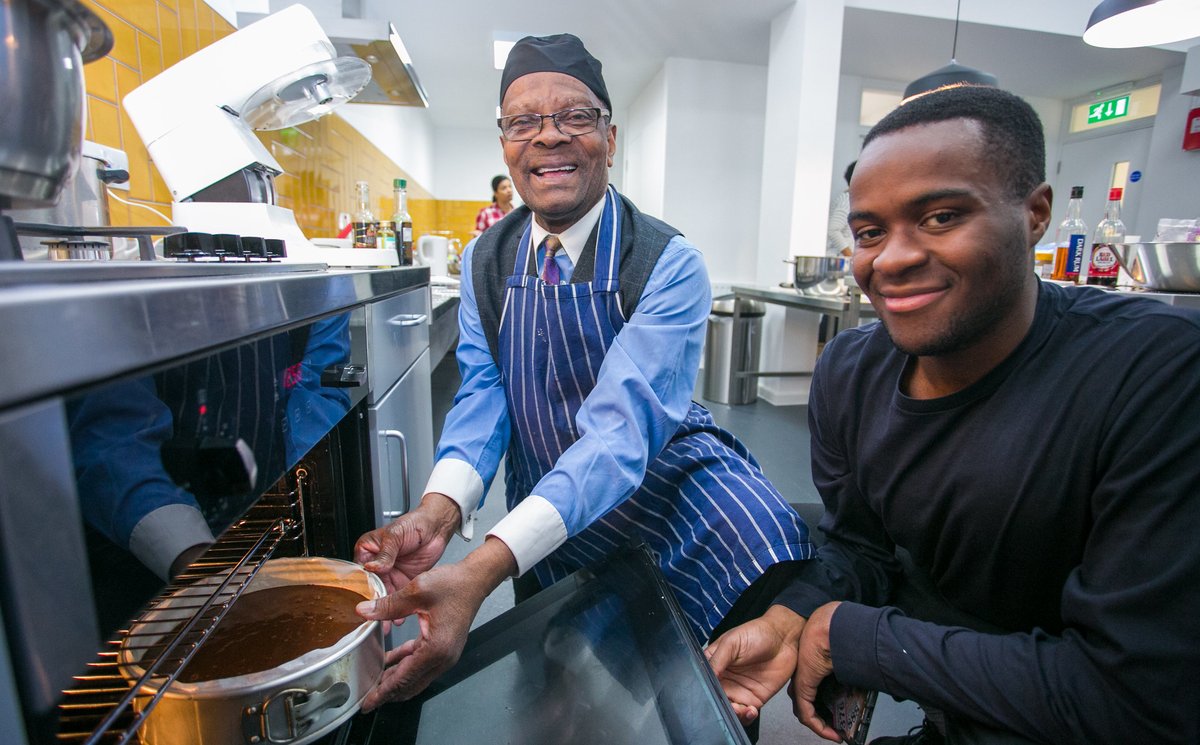 hackneycouncil's tweet photo. To celebrate #WindrushDay today we're posting highlights from #HackneyWindrushFest on the hour every hour over on @LoveHackney & our Hackney Black History Facebook page: https://t.co/LYkyejRMGg
Music, art, comps, recipes, learning & more. Dive in now! https://t.co/MeqXV8Z1Ju https://t.co/knzpnZHz2i