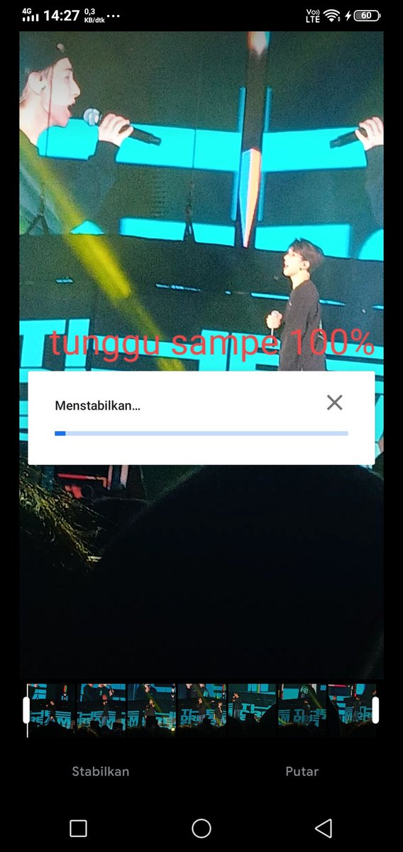 Caranya:1. Buka apk google foto2. Pilih gambar yang akan diubahSelanjutnya liat gambar aja dibawah