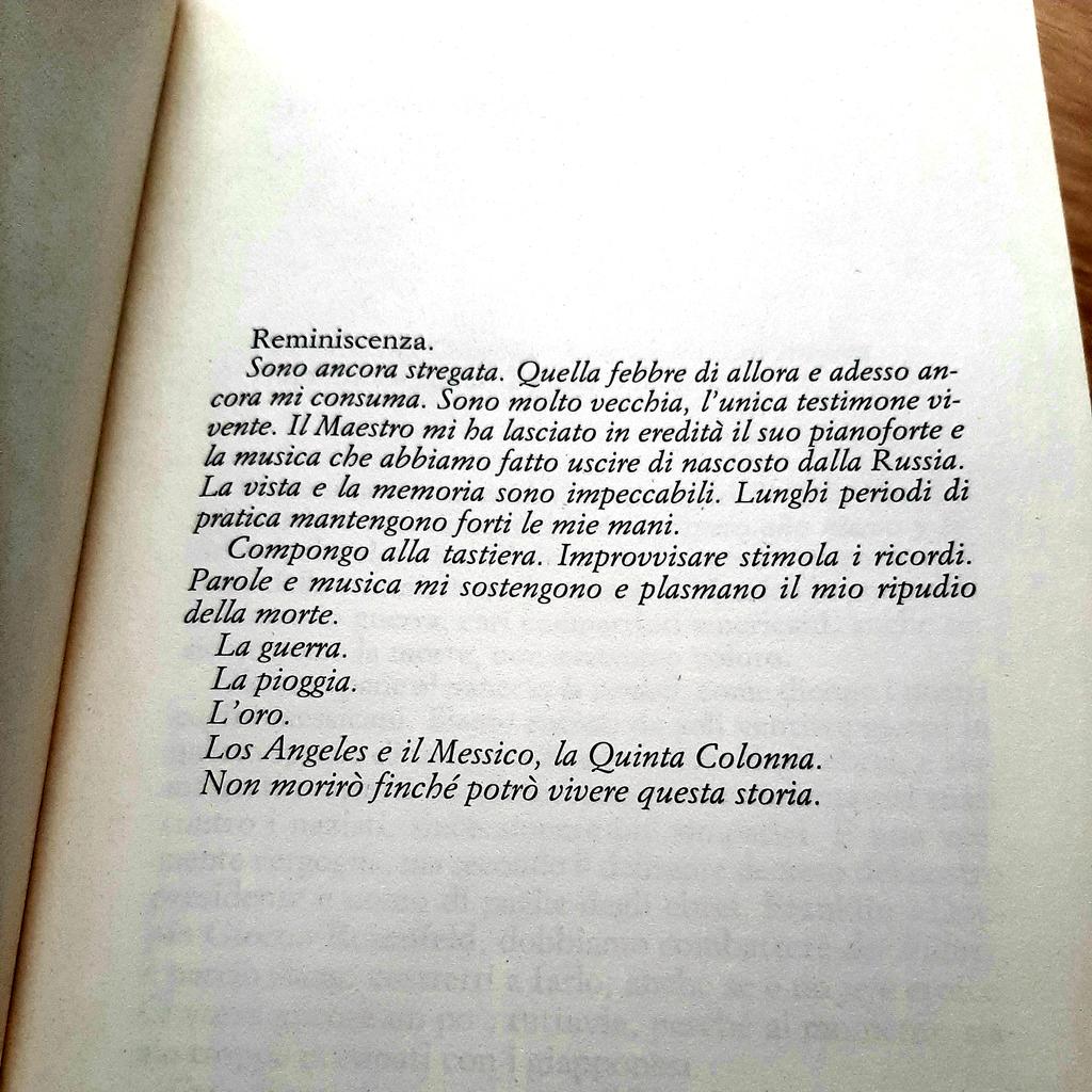 favalem's tweet photo. Quando torni in redazione e ad aspettarti trovi Dudley Smith sai già come andrà a finire: travolto dalla Sete
#ThisStorm
#QuestaTempesta
#JamesEllroy
@Einaudieditore https://t.co/Uu5LzNmjV2