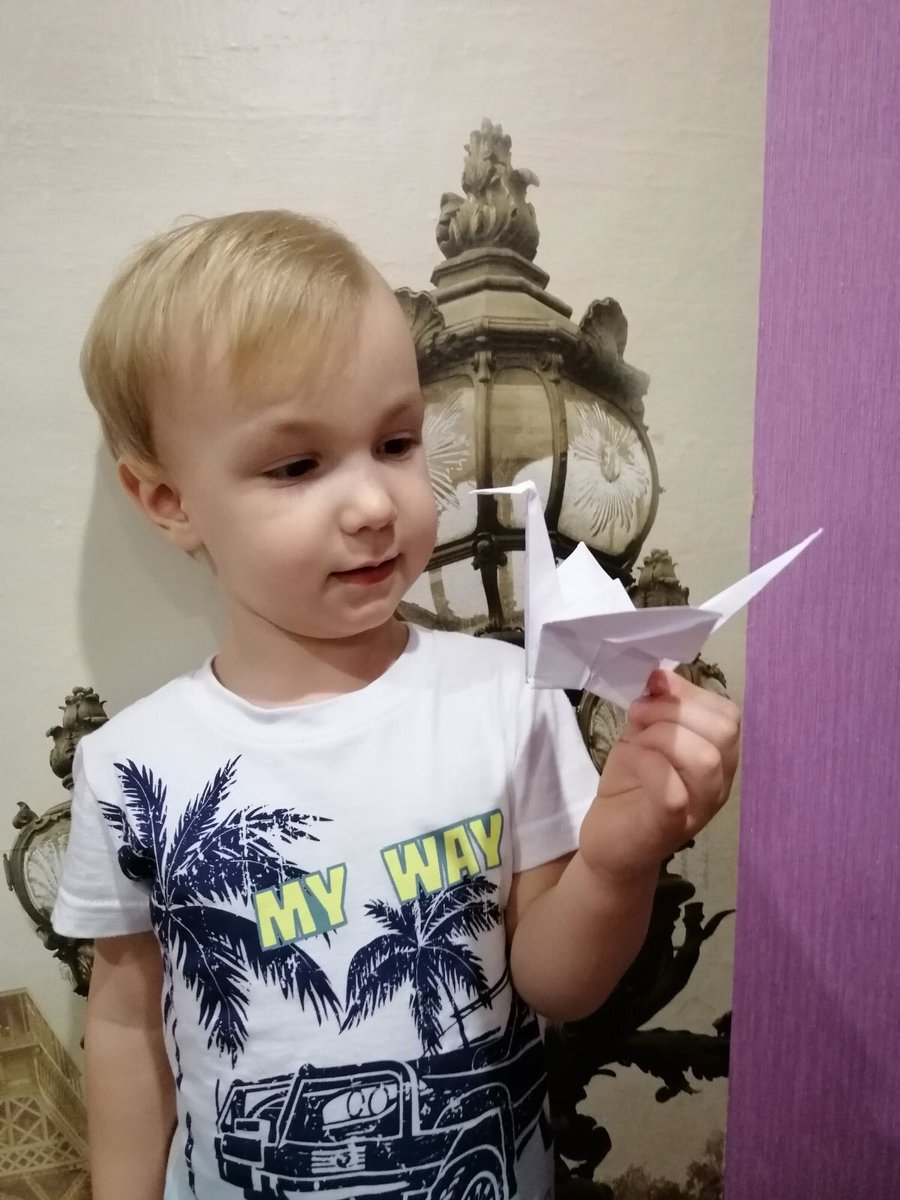 22 июня - День памяти и скорби 🎗 Семьи наших воспитанников (гр. 2, ранний возраст) поддержали акцию - «Журавлик памяти»🕊
#Помним #Чтим #Скорбим по воинам, отдавшим жизнь за Великую Победу⭐️