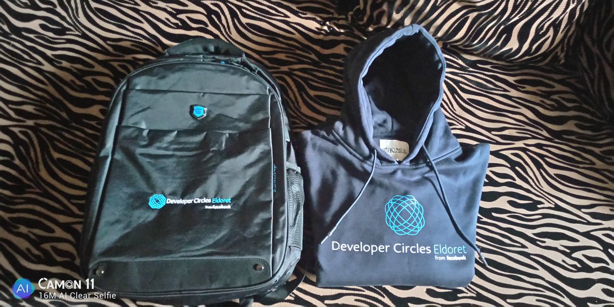 roseakoth2015's tweet photo. Thanks Facebook developers Circle: Eldoret #DevcEldoret for the hood and bag pack. I do love them❤️. A community that am always proud to be part of.☺️🤗 https://t.co/WOv6CCaPXR