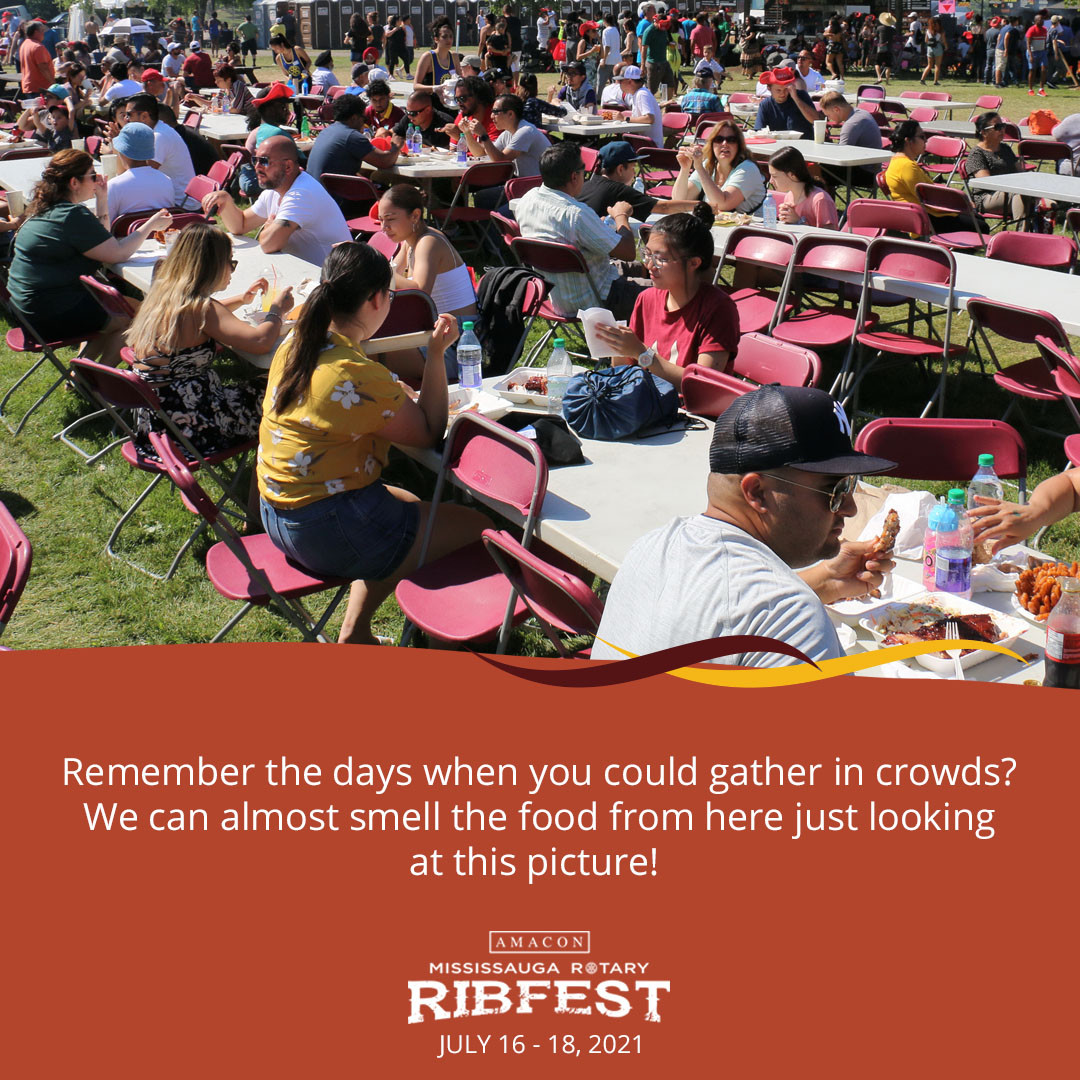 It's crazy how amazing food tastes when you eat it outside and when you have such amazing vendors serving it up it's double the trouble! Can you smell the ribs? Mmmm! 😋🍖🍺

#ribs #funnelcake #beer #food #picnic #bbq #letseat #portcredit