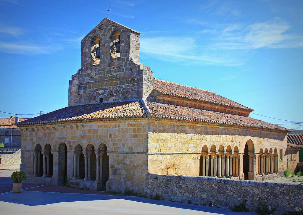 culturaenclm's tweet photo. ⛪Tal día como hoy, hace 54 años, la iglesia de Nuestra Señora de la Asunción de Saúca (#Guadalajara), fue declarada Bien de Interés Cultural.
La iglesia es uno de los más puros ejemplares del románico rural.
ℹMás información: https://t.co/MjJLMdg9Un
Te animamos a visitarla! https://t.co/vlEblovVAi