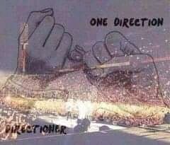48_sweetdreams's tweet photo. No matter what happens on July 23rd I'm still a proud #Directioner_Forever no matter what and continue to support @onedirection and @Harry_Styles @NiallOfficial @LiamPayne @Louis_Tomlinson and @zaynmalik solos  until the end.   #10thYearAnniversaryOneDirection  ❤️❤️❤️❤️❤️❤️ https://t.co/KgR0XTxxS3