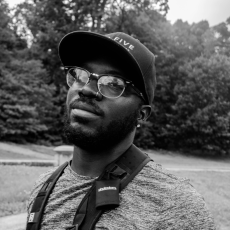 CM_Louisville's tweet photo. Photographers are on the front lines documenting the protests and the movement. Join us virtually at #CMLOU this Friday, June 26th at 9AM to hear photographers share their experiences, stories, and creative process. Tickets are now available β https://t.co/nGu59R8oAm https://t.co/JJDjjG1aaH