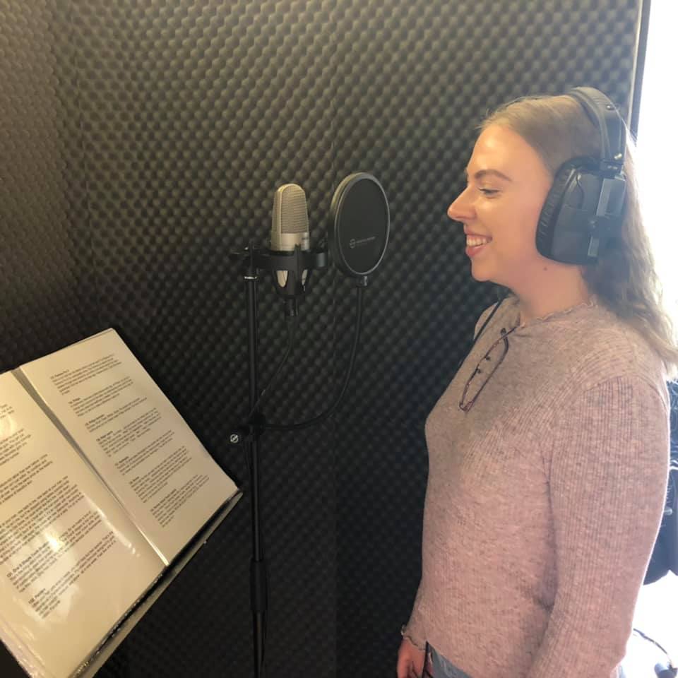 istagestudio's tweet photo. New Voicereel for Charlotte Howley finished and ready to apply for castings 🎙️✅
Here's to a fantastic week everyone ☀️

"Absolutely LOVED recording my voice reel with iStage Studio today. Can not recommend them enough 🎉🎤 #achievinggoals"

⬇️1/2 https://t.co/CvBJuL10Jt
