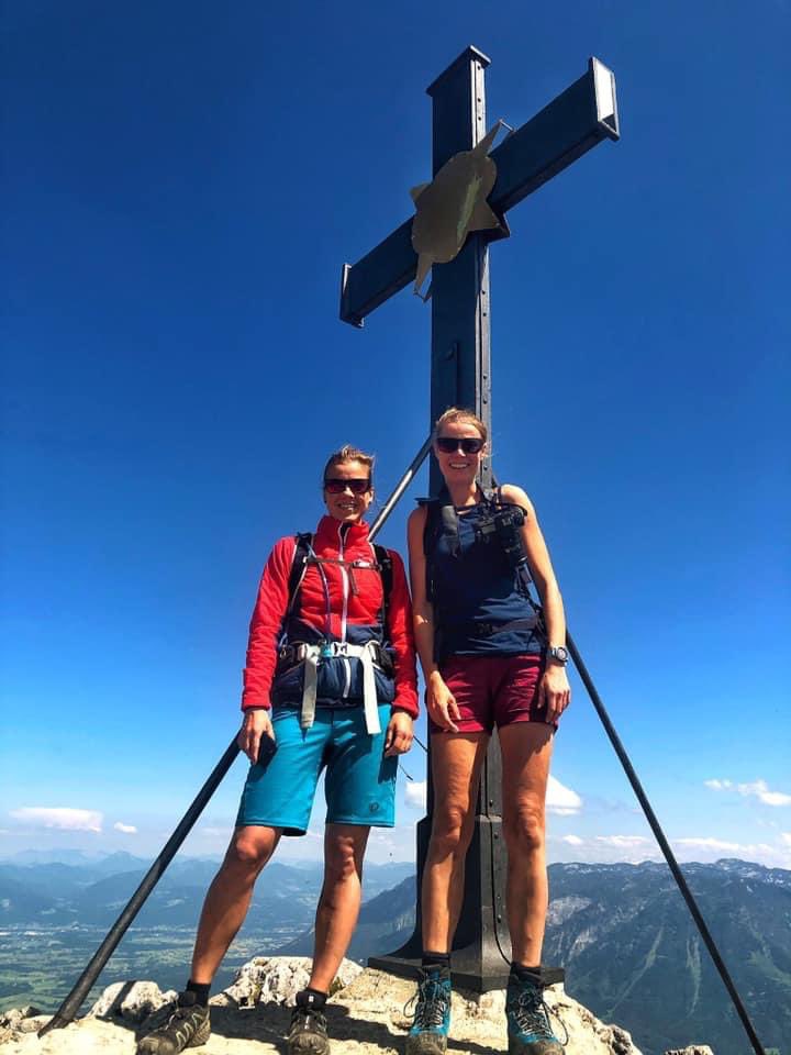 peakture's tweet photo. Kleine luftige Runde gedreht 😉 
👉 Staufenüberschreitung (17km, 1.500hm, 7h20min)

#adventure #chiemgaueralpen #hochstaufen #hiking #wandern #outdoor #Wanderlust #hikingadventures #mountains #rausmiteuch #alps #Bayern #staufenüberschreitung #grat #alpen #gipfel #summit https://t.co/Ge3AKmP217