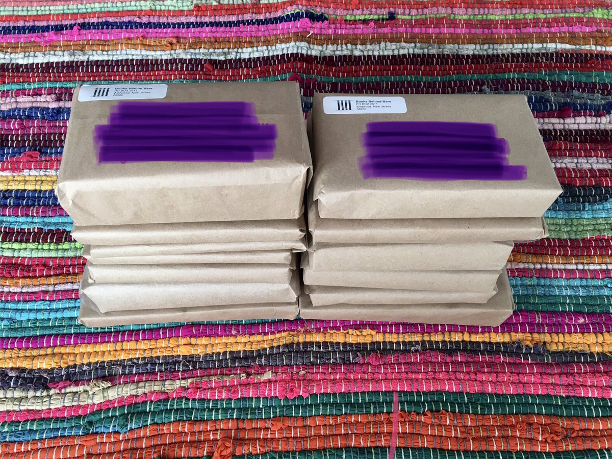 B3BooksNJ's tweet photo. We have 13 packages with 17 books, ready to be shipped out this morning! 📦📚
https://t.co/fSouk9X1HN 
#booksbehindbars #bookstoprisoners #educationnotincarceration https://t.co/z8pX8JRVmk