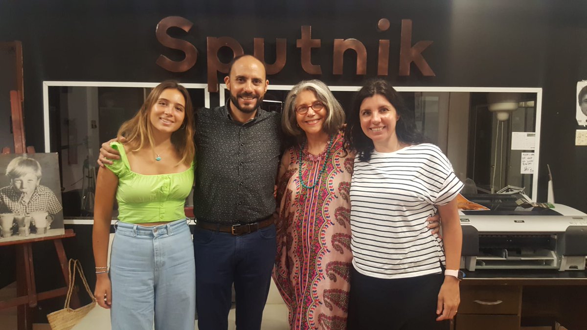FundacionRANA's tweet photo. Esta mañana en el programa de radio Human Cluster de  @sputnikportal  estuvo nuestra psicóloga Beatriz Benavente hablando del trabajo en Fundación RANA. https://t.co/jLfxOYG7dH #SputnikRadio #HumanCluster #prevención #terapiaconadultos https://t.co/1tX02khFac