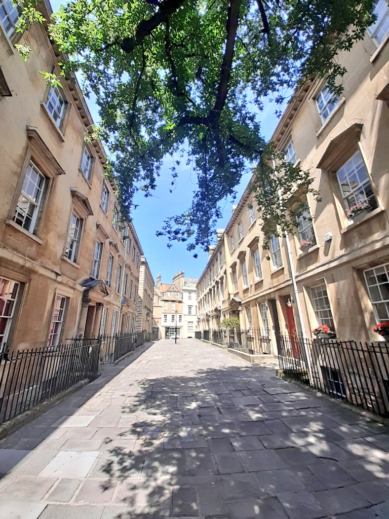 We will be starting limited walking tours from 1st August with smaller numbers and mindful of our local community. It's looking beautiful today! @visitbath #iwilltravelagain