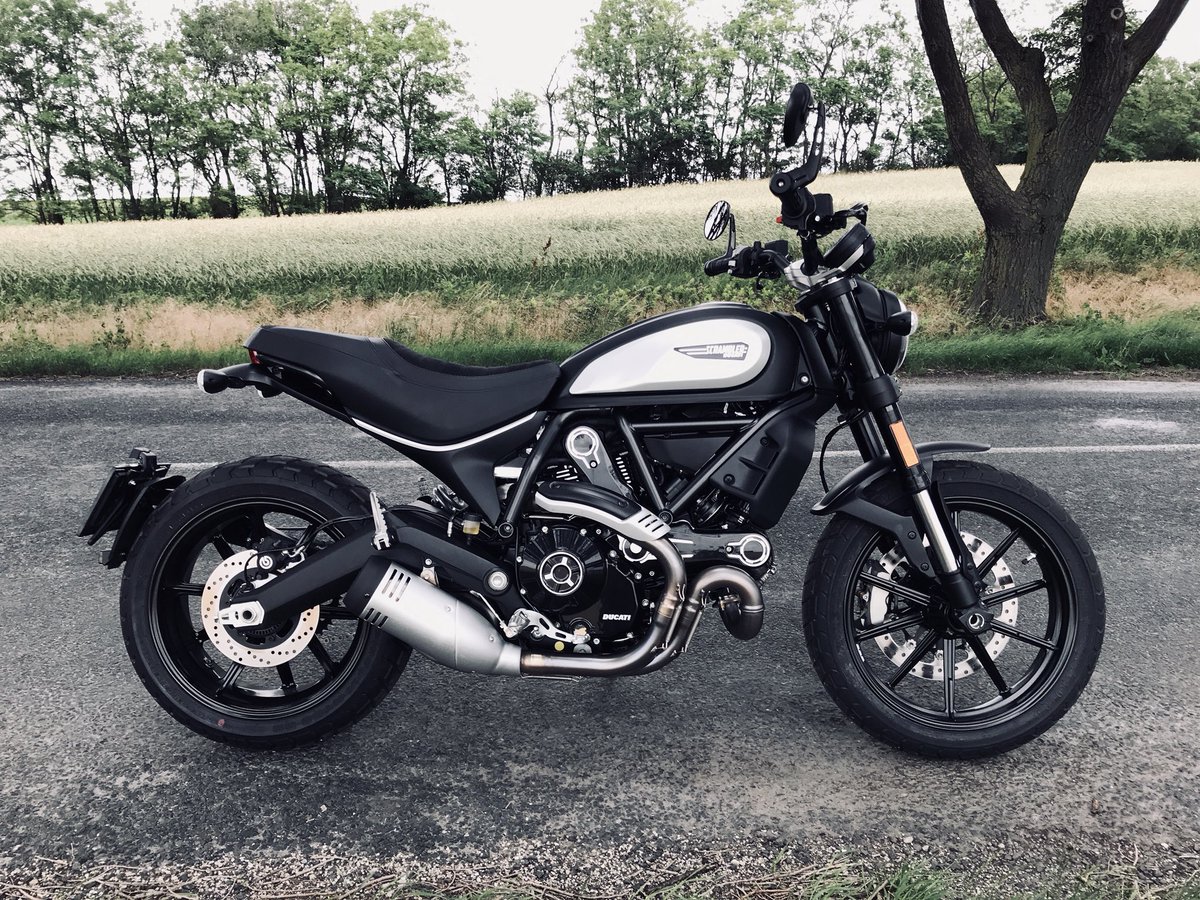 New love
etsy.com/shop/BlackArie…
#ducatiscrambler #ducatiscramblericon #ducatiscramblericondark #dark #scrambler #scramblerducati #ducati #motorcycle #motorcycleart