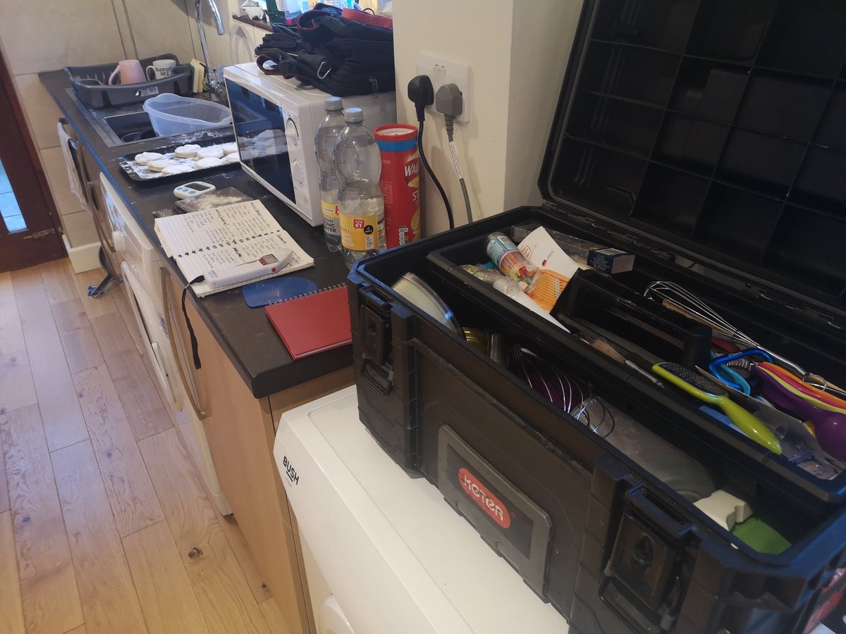chefdturner's tweet photo. This is what my 'office' looks like today!  Working on MORE cooking demos and recipes for my followers on Instagram... don't miss out!  More amazing stuff coming soon... https://t.co/tPVf4jIjQo #chef  #foodie #cheflife #cooking #foodblog #cook #chefsofinstagram #homemade #bhfyp https://t.co/JvVvVeeiDo