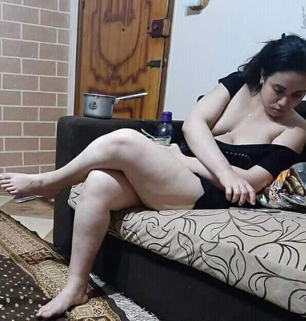 يمكن وانت قاعد مضايق كدة وزهقان فى واحدة قاعدة بتتفرج على صورك وبتقول لنفسها ياريته حبيبى ويكون ليا ونقضى العمر سوا

ابقى قابلنى😜