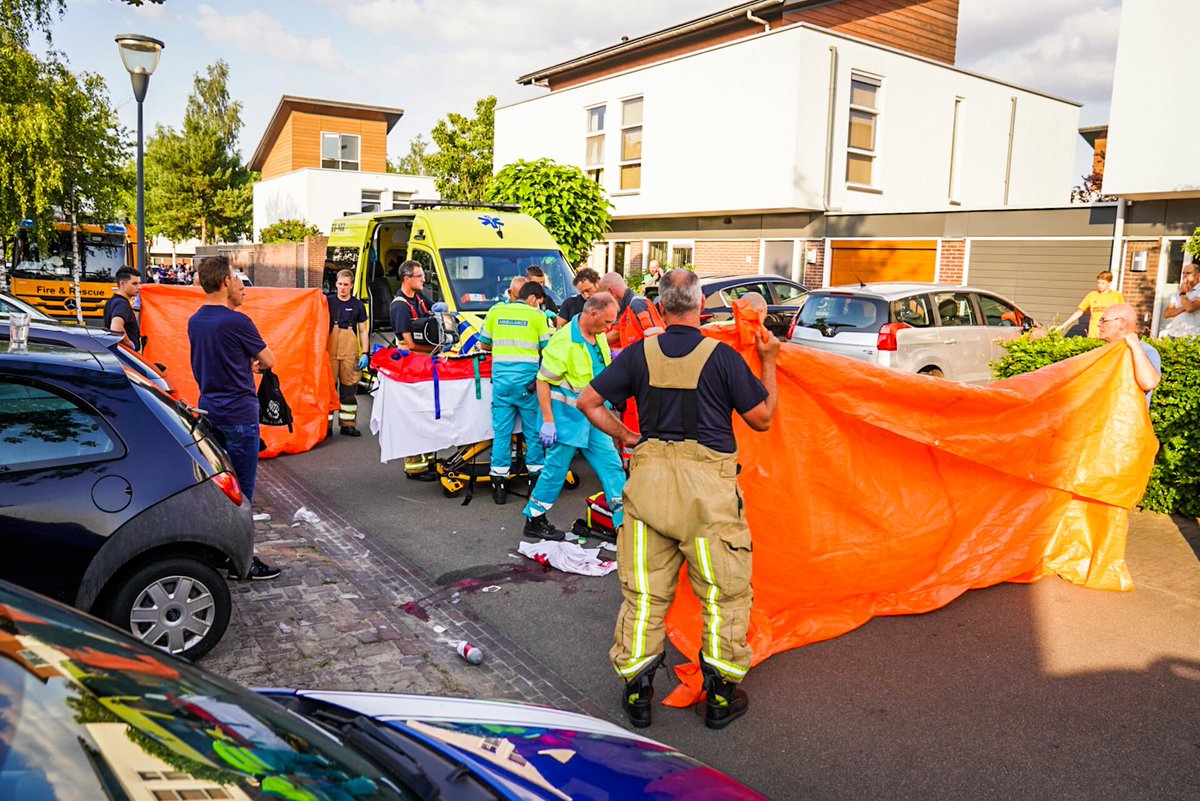 (FOTOSERIE) Meisje op #Step zwaar gewond na ongeluk met #Wielrenner #Eindhoven #Ongeval #Zandkrab.