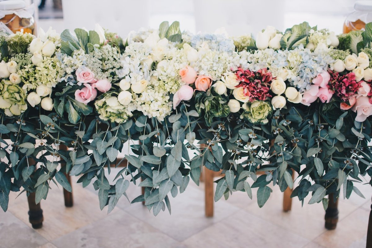 TheRentedEvent's tweet photo. 💙Bridesmaids Bouquets. Raise your hand if you miss your besties right now!🖐️ ..TAG your girls

Follow @therentedevent

#flowerpower #flowerstagram #bouquet #perfectwedding #floraldesign #blooms #freshflowers  #flowermania #Iloveflowers #bridalbouquet #bohostyle https://t.co/B14sdyBivz