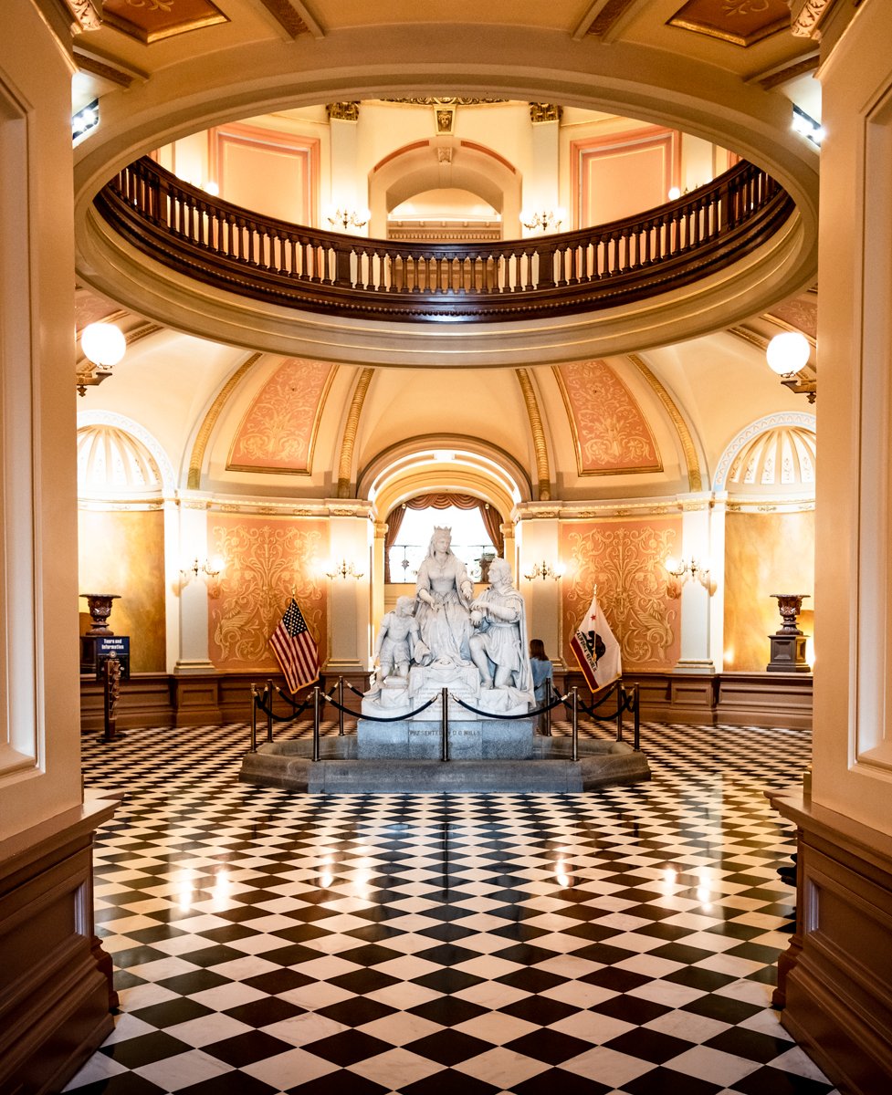 SacNewsReview's tweet photo. President of @PreservationSac @oldcityguardian writes that removing the #JohnSutter and #ChristopherColumbus statues is necessary, but recognizing people of color will make history more inclusive.
https://t.co/jPyxFnLu3i https://t.co/S35FKHRrij