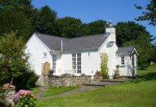 Self-catering cottages availability in the Gower Peninsula and Special Offers for Summer 2020. 

For quick links to self-catering vacancies in Gower over the Summer, please follow the link: buff.ly/2YZFMee