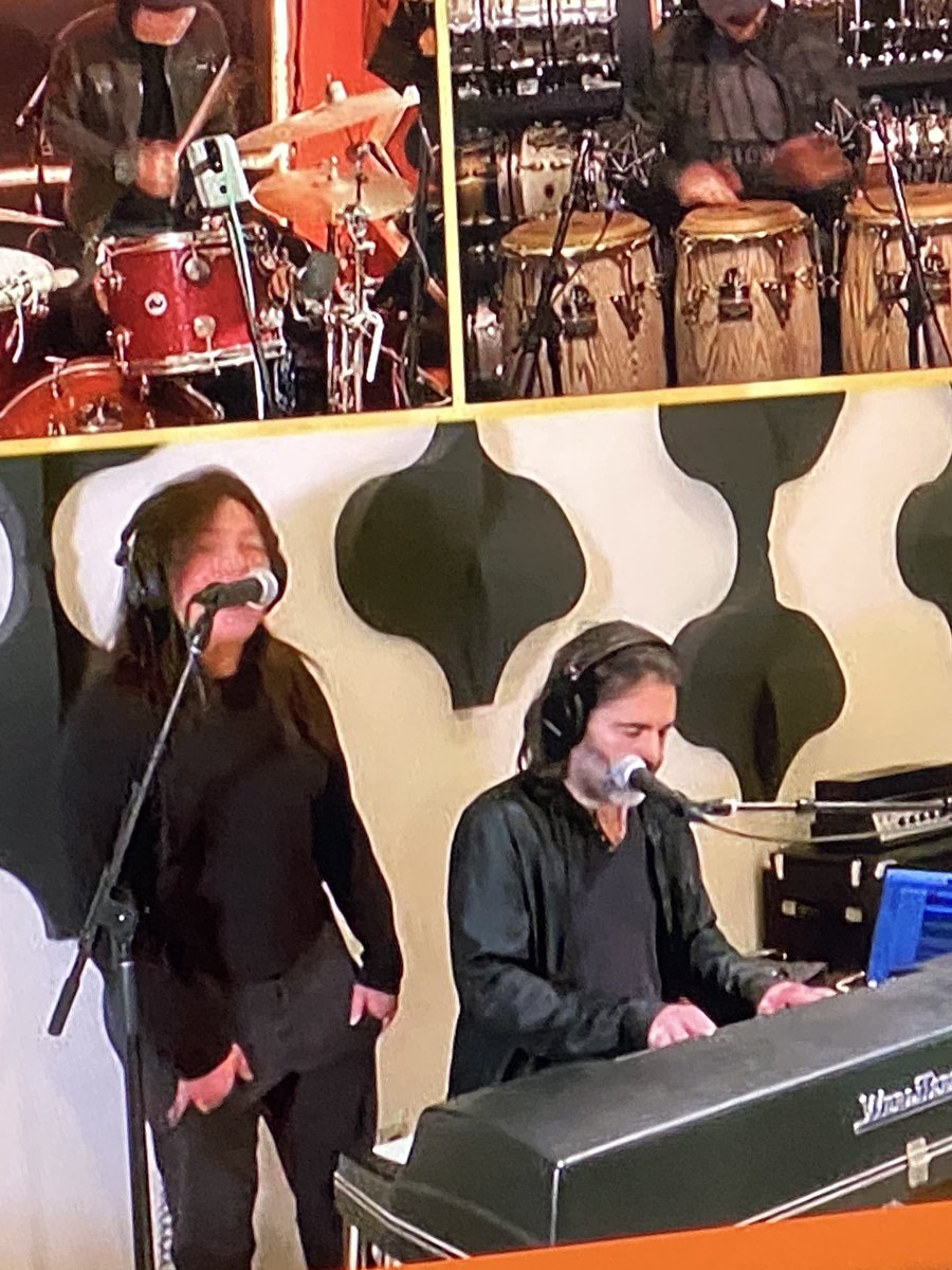 typertist's tweet photo. @johnmcusimano @RachaelRayShow @rachaelray @thecringe 👏👏👏 Duet😁😉👍 
2nd pix is iPhone-live😃

🙏🥰Congrats on the adoption of Bella Boo Blue 🐕 https://t.co/zPWxwsV34G