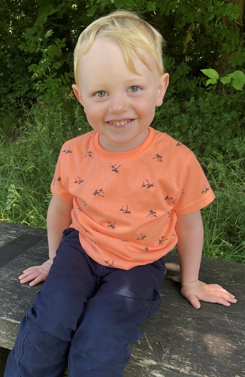 StillKara1's tweet image. This one should have been napping, but how can I be annoyed when I look at that face... sometimes it’s not worth fighting them...
#happyboy #nonap #avoidingsleep #naptime #adventure #enjoyinghim