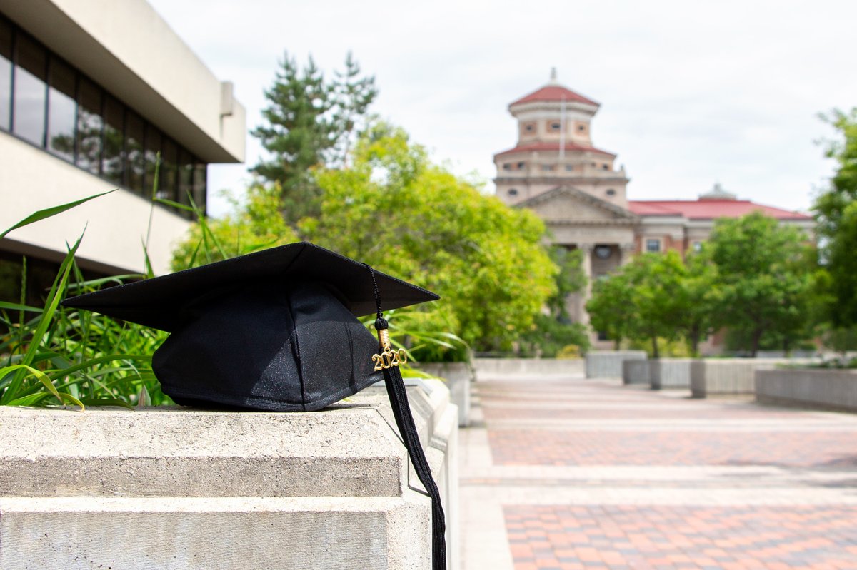 umanitoba's tweet photo. We're so excited to celebrate the achievements of all 4,255 graduates at our virtual Convocation ceremonies one week from today!

#umanitoba2020 #umanitoba

Full details at https://t.co/EfxDyWO7DF https://t.co/sTsT96XBAN