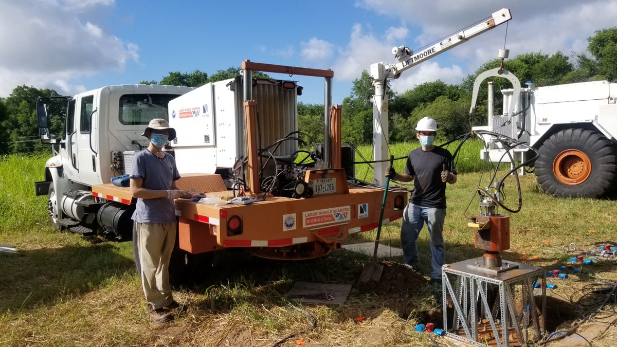 UTmobileShakers's tweet photo. Getting back to socially-distanced field research by testing periodic meta-material isolation devices with Prof. Mo from @UHEngineering https://t.co/ue8QtJFj8e