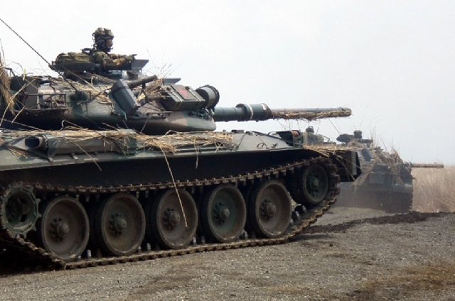 Twoucan 74式戦車 の注目ツイート イラスト マンガ コスプレ モデル