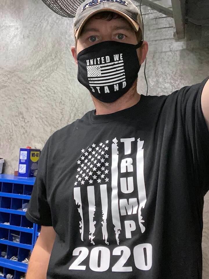 stephdedman's tweet photo. Army Veteran, BIGGEST #realDonaldTrump supporter, My brother. #Trump2020NowMoreThanEver ❤️💙👊🏼 https://t.co/mkclOFPPOA