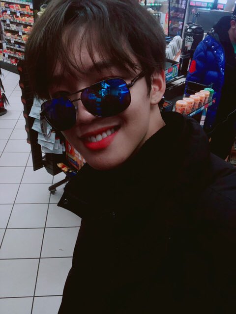 FROM_MXM's tweet photo. 📎 190123
#FROM_MXM_영민 https://t.co/ctcOoHYuLP