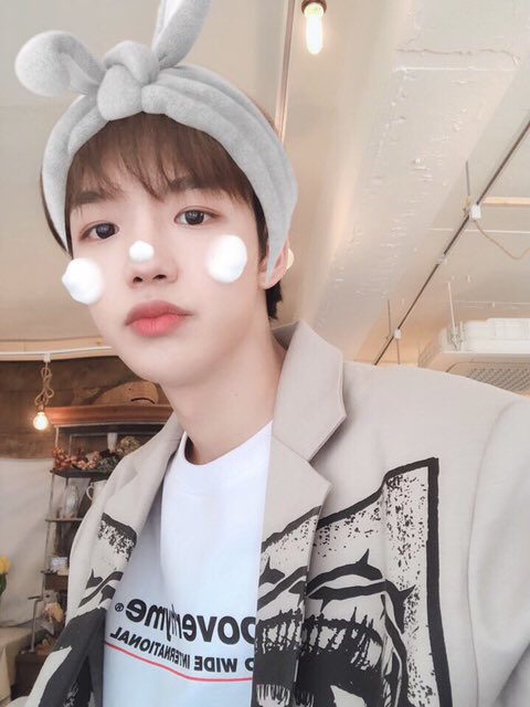 FROM_MXM's tweet photo. 📎 190310
#FROM_MXM_영민 https://t.co/7Bu7nm0tgG