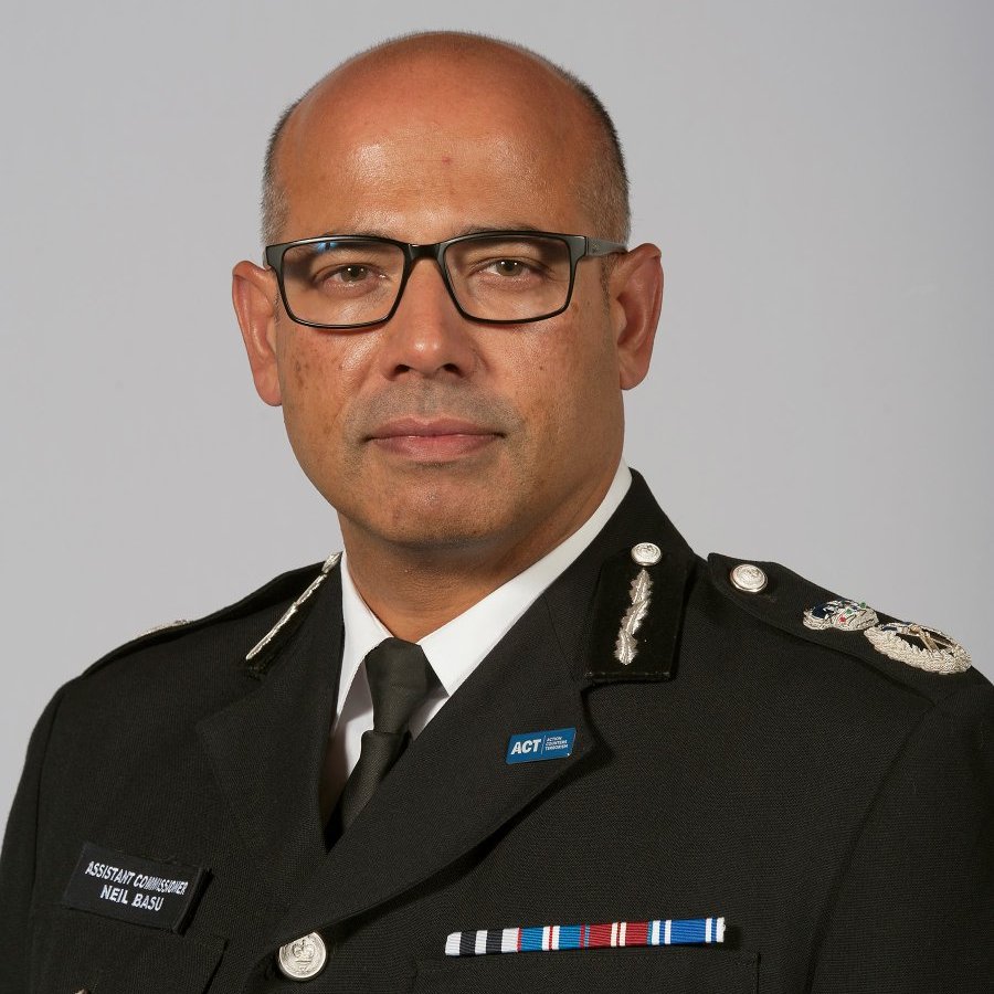 THREAD | Head of Counter Terrorism Policing, Neil Basu, will be speaking about the threat of Right Wing Terrorism (RWT) in tonight’s episode of  @BBCPanorama at 7:30pm. 1/3