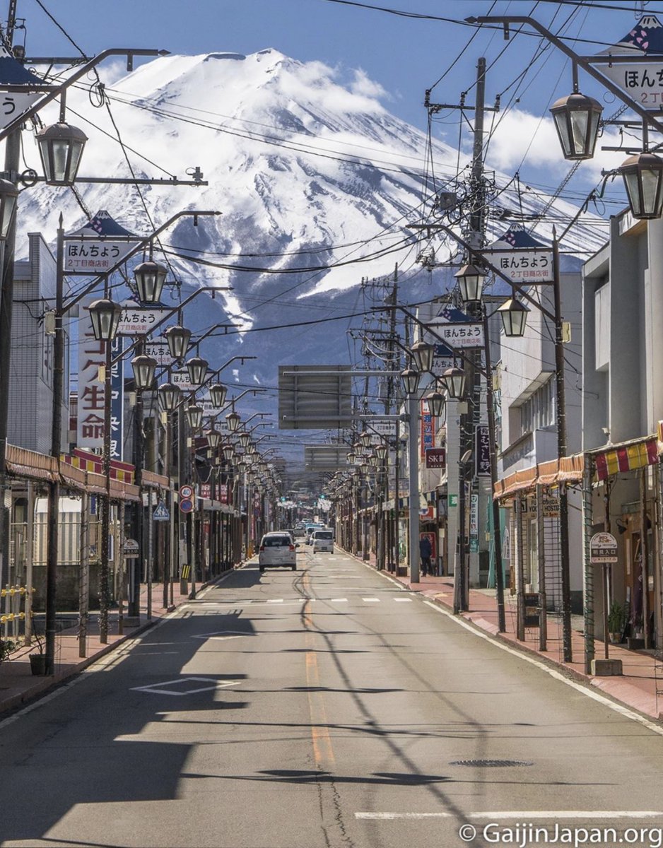 UnGaijinAuJapon's tweet image. P3 - Un cône dans la ville ... juste pour gâcher la vue! 

#BattlePhoto