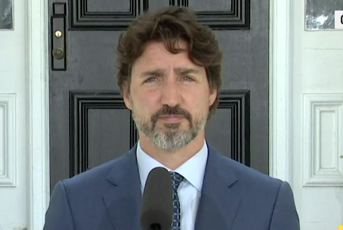PAX_news's tweet photo. Trudeau being “very, very careful” about reopening international travel. READ MORE: https://t.co/X2hAP5W80s #COVID19canada #Trudeau #covid19updates https://t.co/pIdXPVCUAI