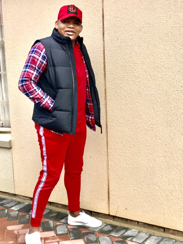 BogatsuKenosi's tweet photo. #NeverEndingLevelOfConcern #loveliveshere #selflove #lovelyness #follow #followforfollow #lgbtqi #gayboy https://t.co/que2hK7Tp7
