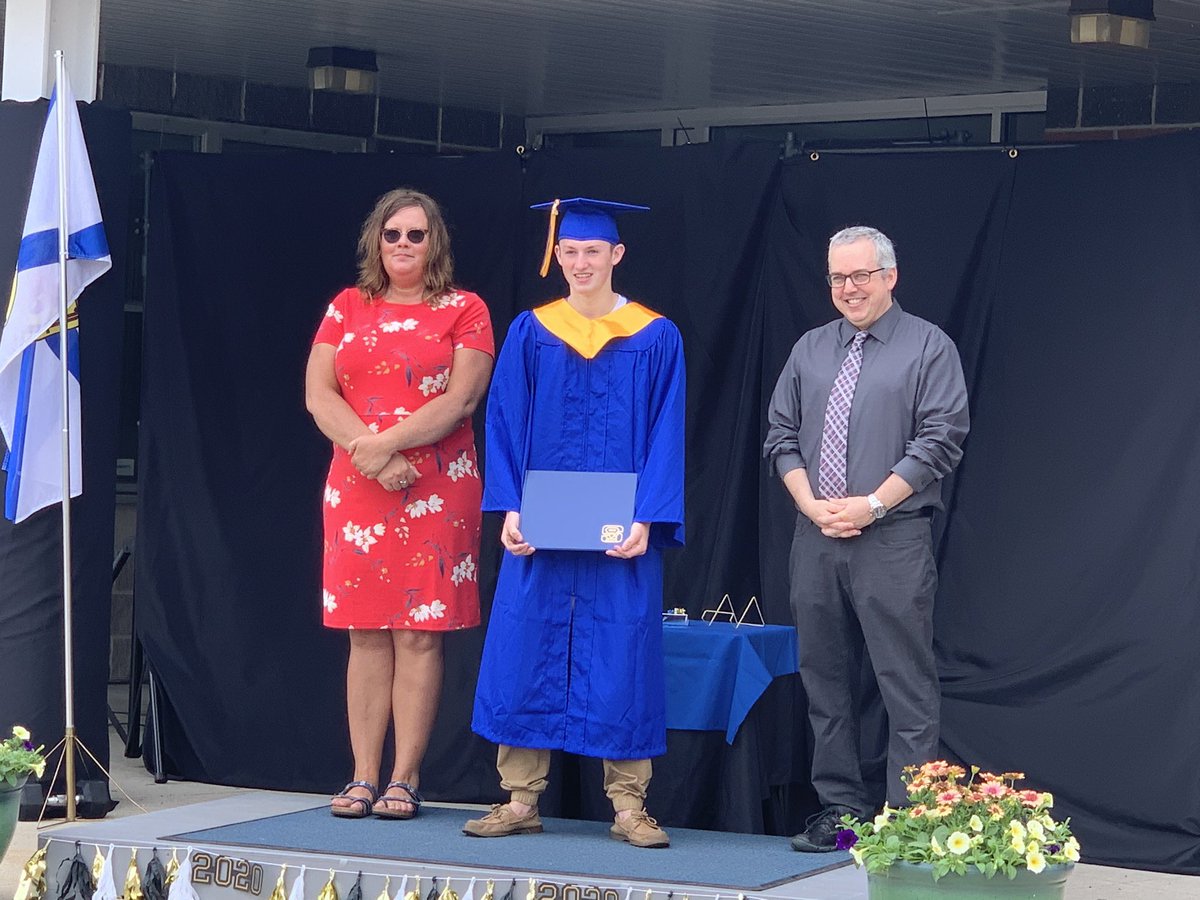 SRHSRebels's tweet photo. Celebrating our SRHS Grads! #Graduation @TCRCE_NS https://t.co/BrfvKpKOEZ