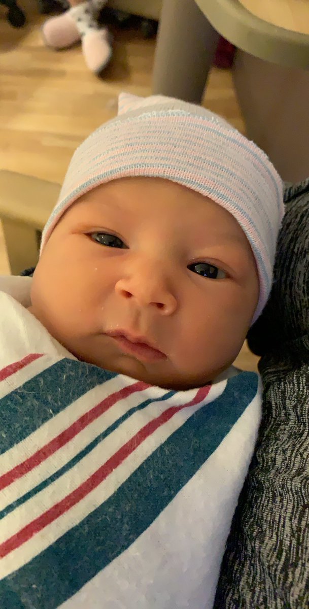 MandoAlaniz's tweet photo. Meet my daughter Niahlie Aria Alaniz 👑👸💗 https://t.co/iqEoFkCSee