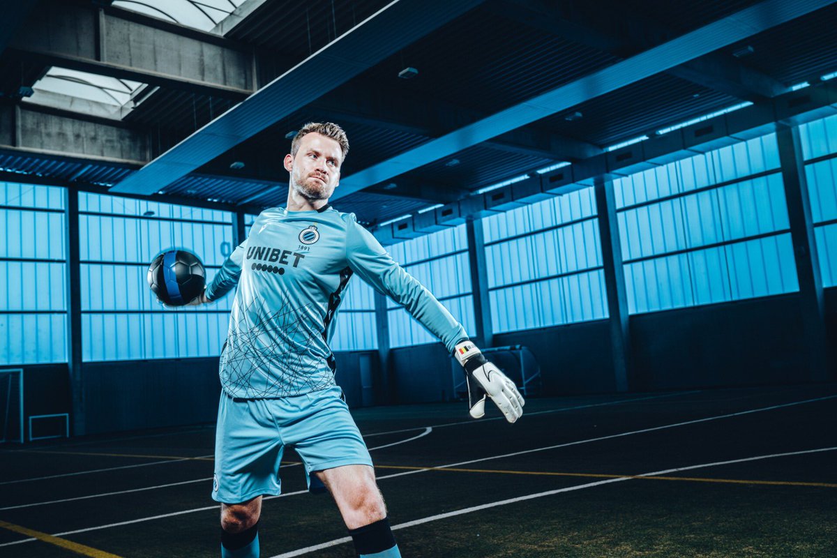 Back on it...πππ€ #FirstDayBack #NoSweatNoGlory #BluvnGoan #WeAreBruges #YNWA https://t.co/vVPaOV3UBy