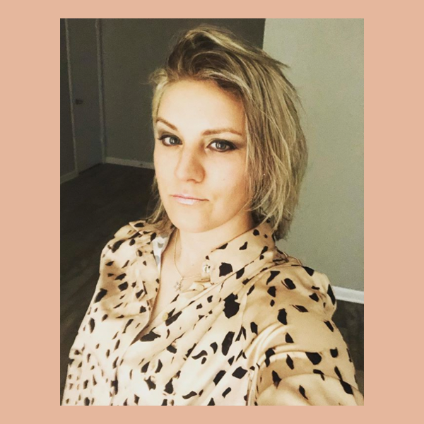 TopRatedMMA's tweet photo. Fighter Shout Out Of The Day is @ChelseaRaeMMA - Follow her on here &amp; Instagram - https://t.co/lASghREorR - You're a WARRIOR!  Hope to see you back in the cage again soon!

#365FighterShoutouts #TopRatedMMA #BeardedBiz #MMA #WMMA #Fighter #Warrior #CoeurDAlene #Maxout https://t.co/s5EhTtyB4i