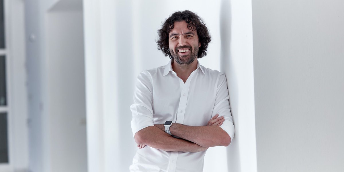 czechcrunch's tweet image. Každý se bude muset naučit koukat do kamery a mluvit. Digitální komunikace se stane samozřejmostí, předpovídá @petrmara: czechcrunch.cz/2020/06/kazdy-…