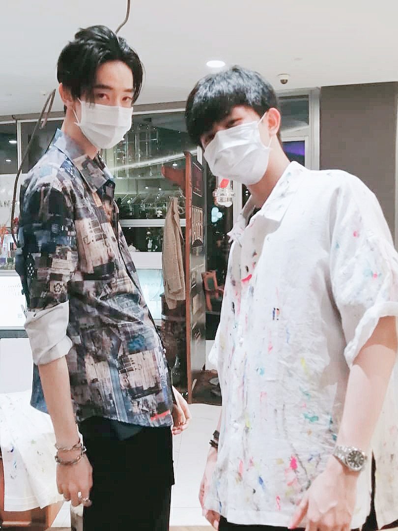 Kamonch18686617's tweet image. ก็คือเสื้อที่ไปซื้อวันนั้นอ่ะ ซื้อจริง ใส่จริง ไม่สลับโพ
#saveG