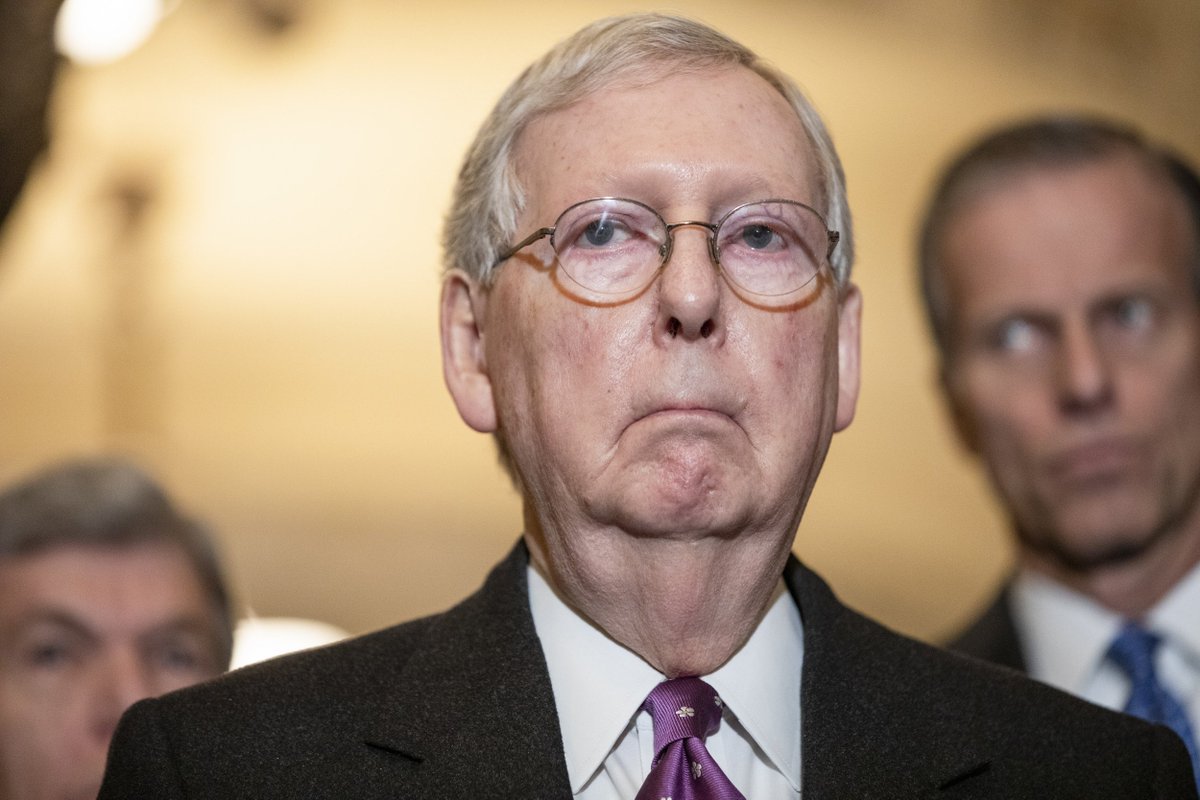 dude looks like he has at least 4 plantation houses on speed dial and just said "I do declare, I may be late for the cotillion".