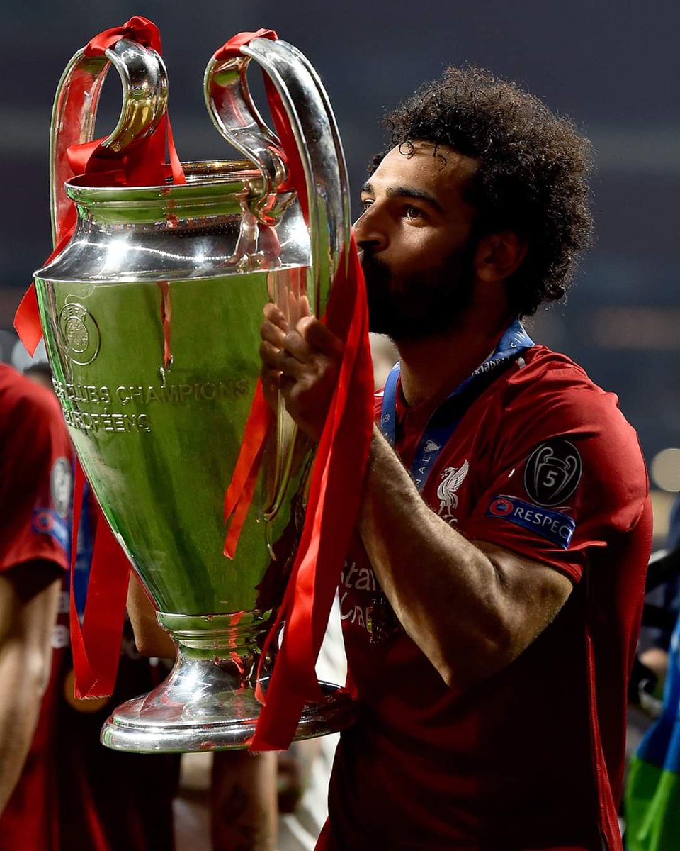 gladiadores70's tweet photo. Tres años mágicos de @MoSalah con los rojos
#mosalah #salah #liverpool #liverpoolfc #teamliverpoolfc #PremierLeague #championleague #EuropaLeague #lfc #leyenda https://t.co/GPP3mZ5mRU