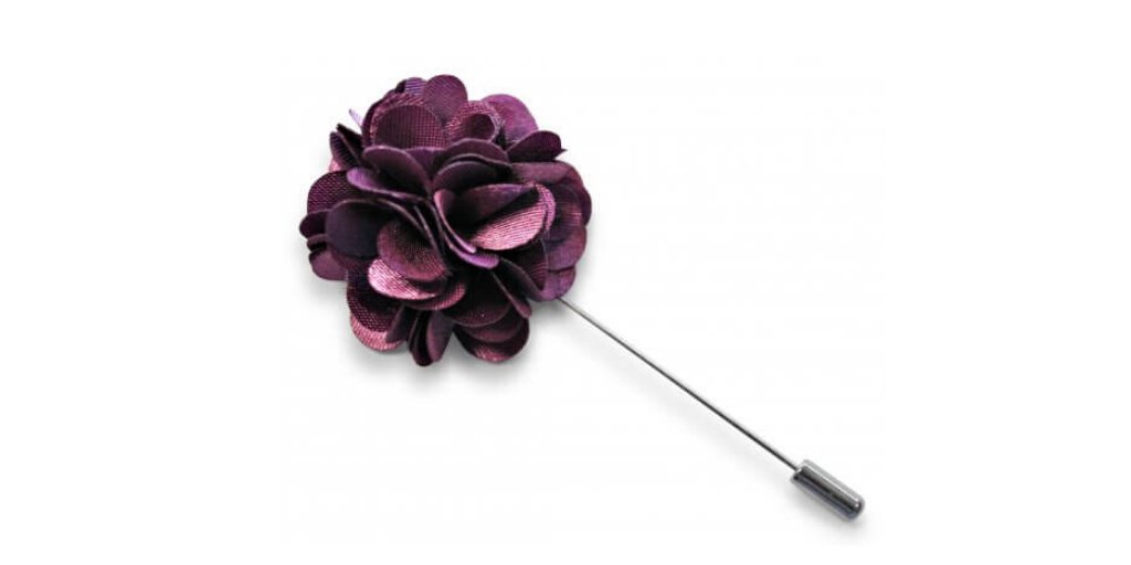 FThomasLondon's tweet photo. Are you wondering how to accessorise during summer? 

Lapel pins make the perfect addition to any formal outfit, no matter the weather. 

📸: Dark purple floral lapel pin.

#summerstyle #mensfashion #mensstyle
 
https://t.co/boEMuGRaxv https://t.co/IoMMFsGAsx