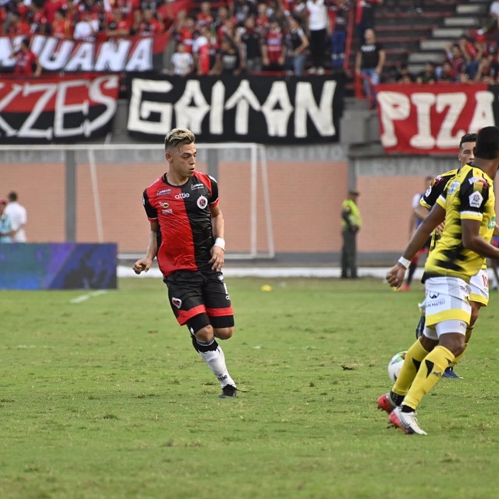 michellramosr2's tweet photo. Paciencia y mucha FE, los mejores días están por llegar 🙏🏼💭🔴⚫️1️⃣7️⃣.. https://t.co/F4Cm9M1afN
