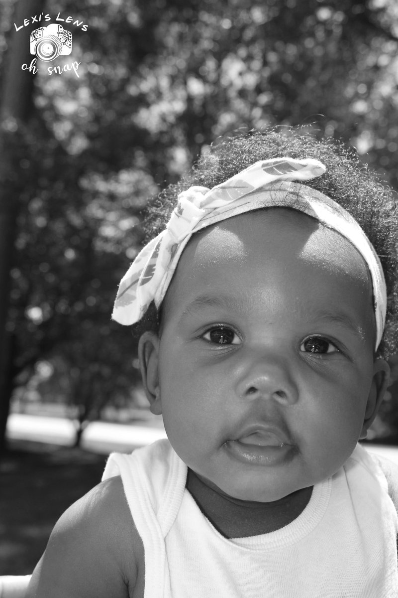 _lexislens's tweet photo. Dear Brown Girl,
 
Don’t be afraid to shine. Your hair is beautiful and your skin is devine.

Model: Harper Rae 
#LookThroughMyLens #LexisLens #LitteBrownGirl #BlackGirlMagic #PhotograpHER #blackphotographer https://t.co/HXrHYpihJz