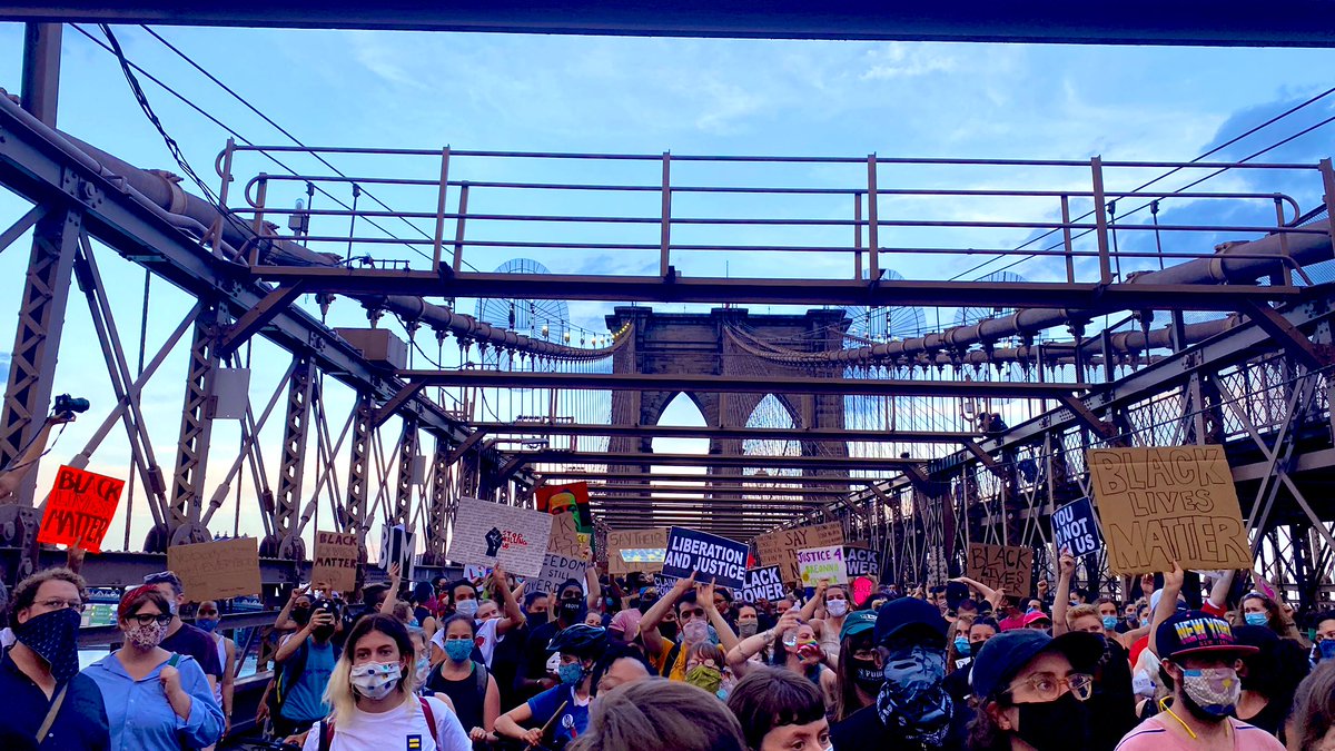 DearTruthBeTold's tweet image. Over the weekend, part of #Junetheenth celebrations included direct action. Here are just a few of the powerful images from Oakland, D.C. and New York. 

📸: @bethlaberge, @classcxxc, @KaitlinObscura