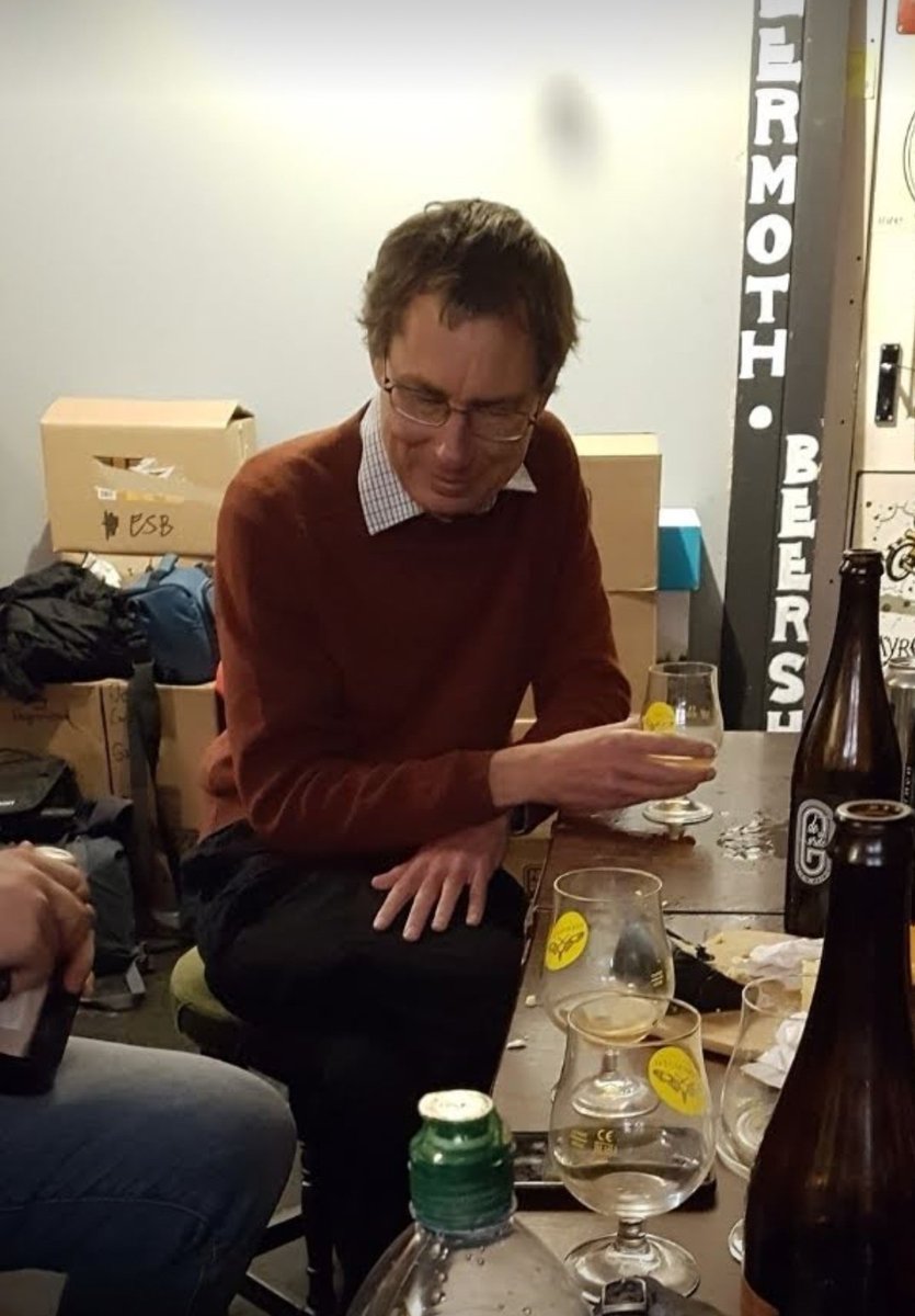 One foot in front of the other. Today's  #AFriendaDay is  @daveratkins.It's always a pleasure to see the Lord of Lambic, usually when he's brought some rarity or other to the  @Beernomicon bottle share :-)Top man - looking forward to when a few bottles can be shared once again