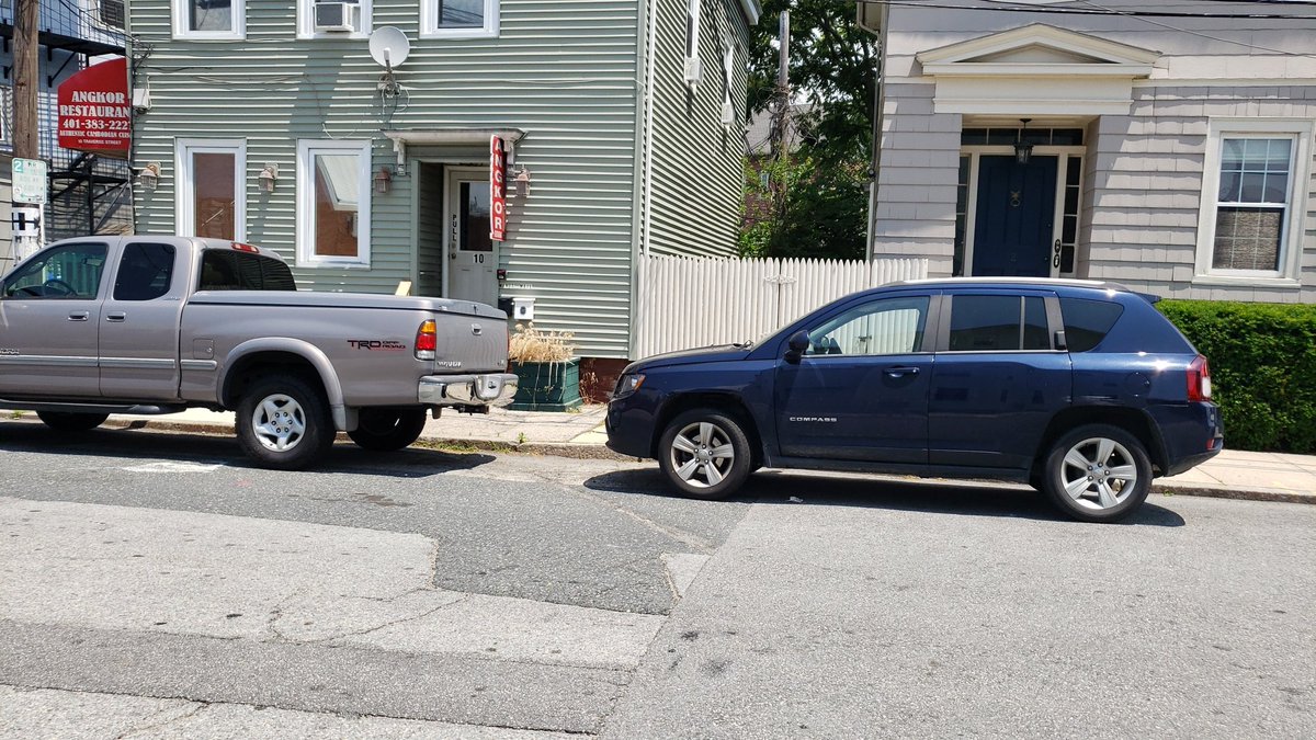 butterflytatus's tweet image. Just did a champion job of #parallelparking. It&apos;s the little victories that make my #MondayMorning!